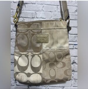 Coach Crossbody Bag Sling Travel Signature C Logo Patchwork White Gold Beige *